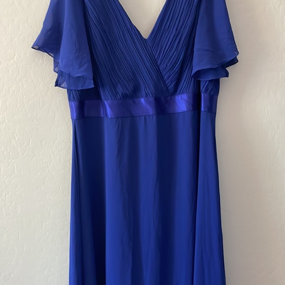 Ever-Pretty Women's Plus Size Double V-Neck Evening Party Maxi, Size 22 - Picture 5 of 12